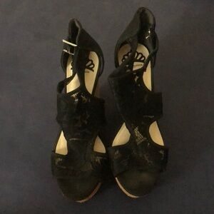 Black lace wedges